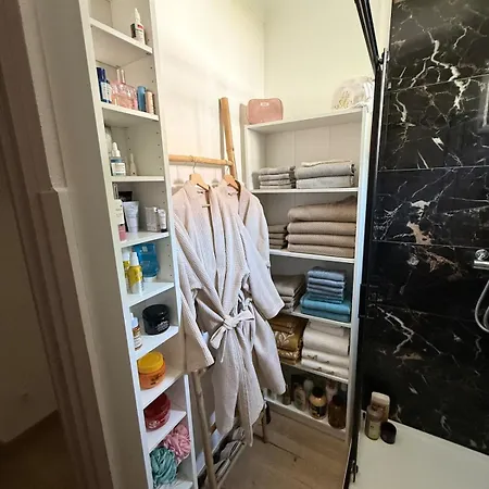 Lorette Hideway Apartment *